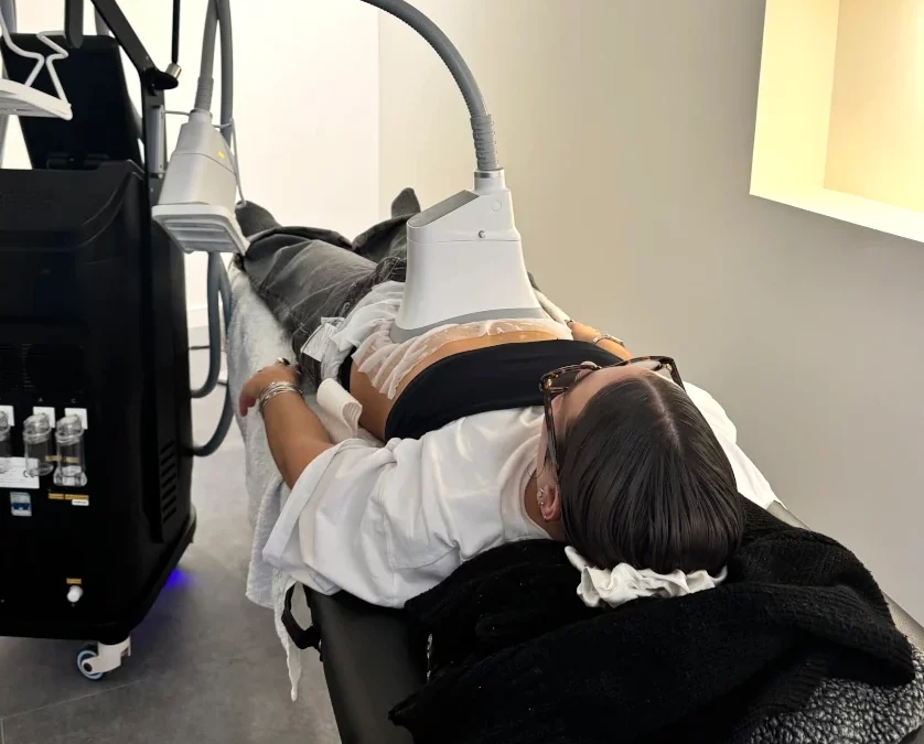 Machine de cryolipolyse professionnelle : 7 critères pour bien choisir son appareil en institut